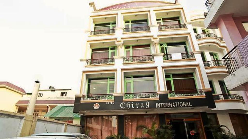 Hotel Chirag International Katra  Exterior foto